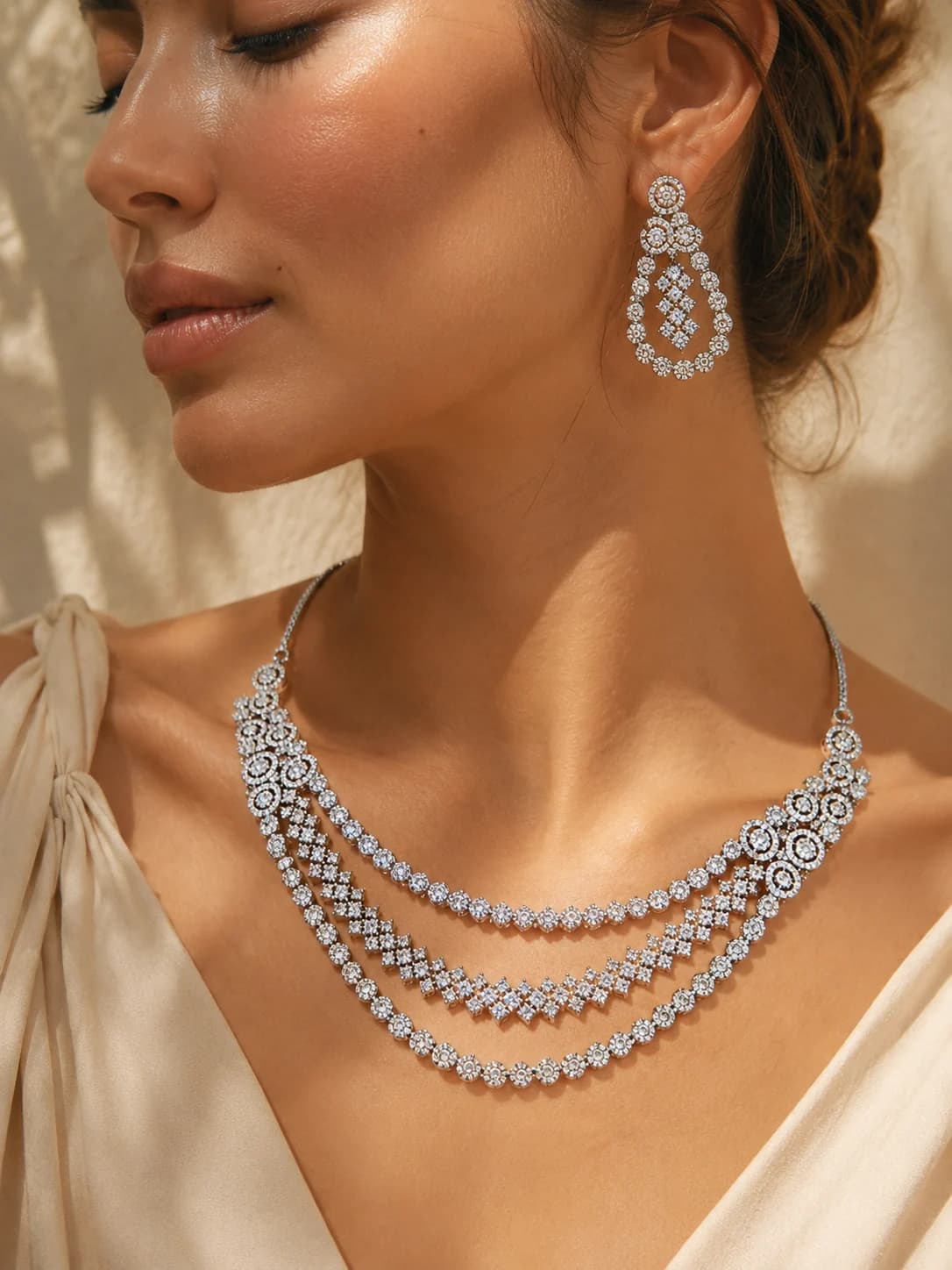 Asteria Diamond Set model wearing