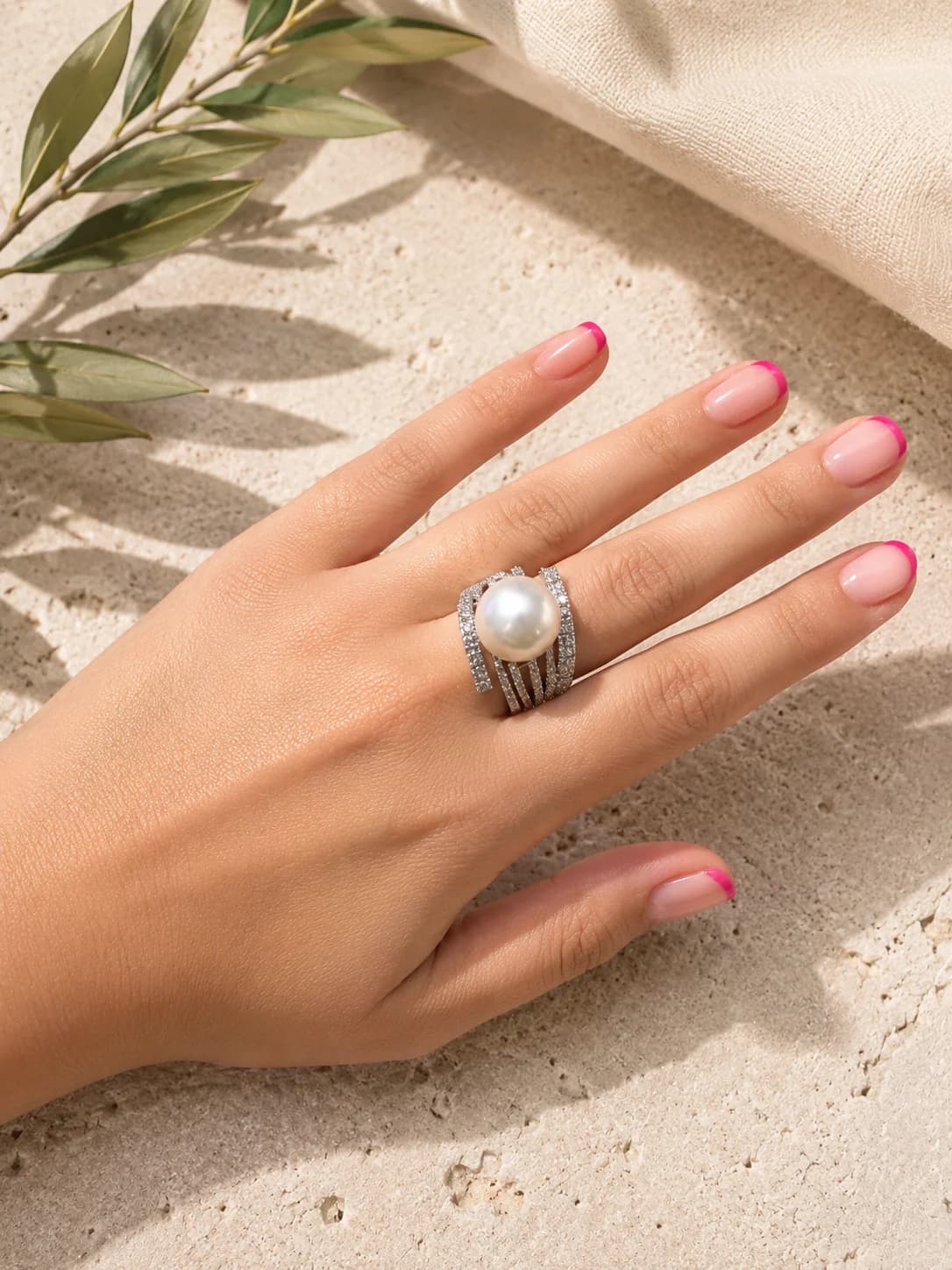 Mahroo pearl ring model wearing