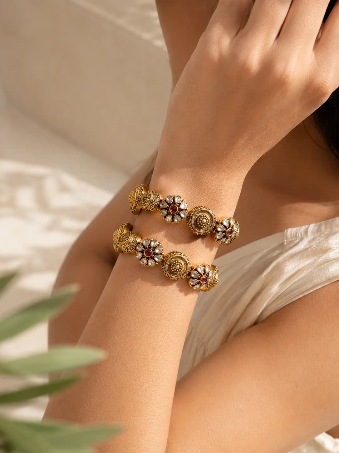 Kundan Vaibhav Bangles