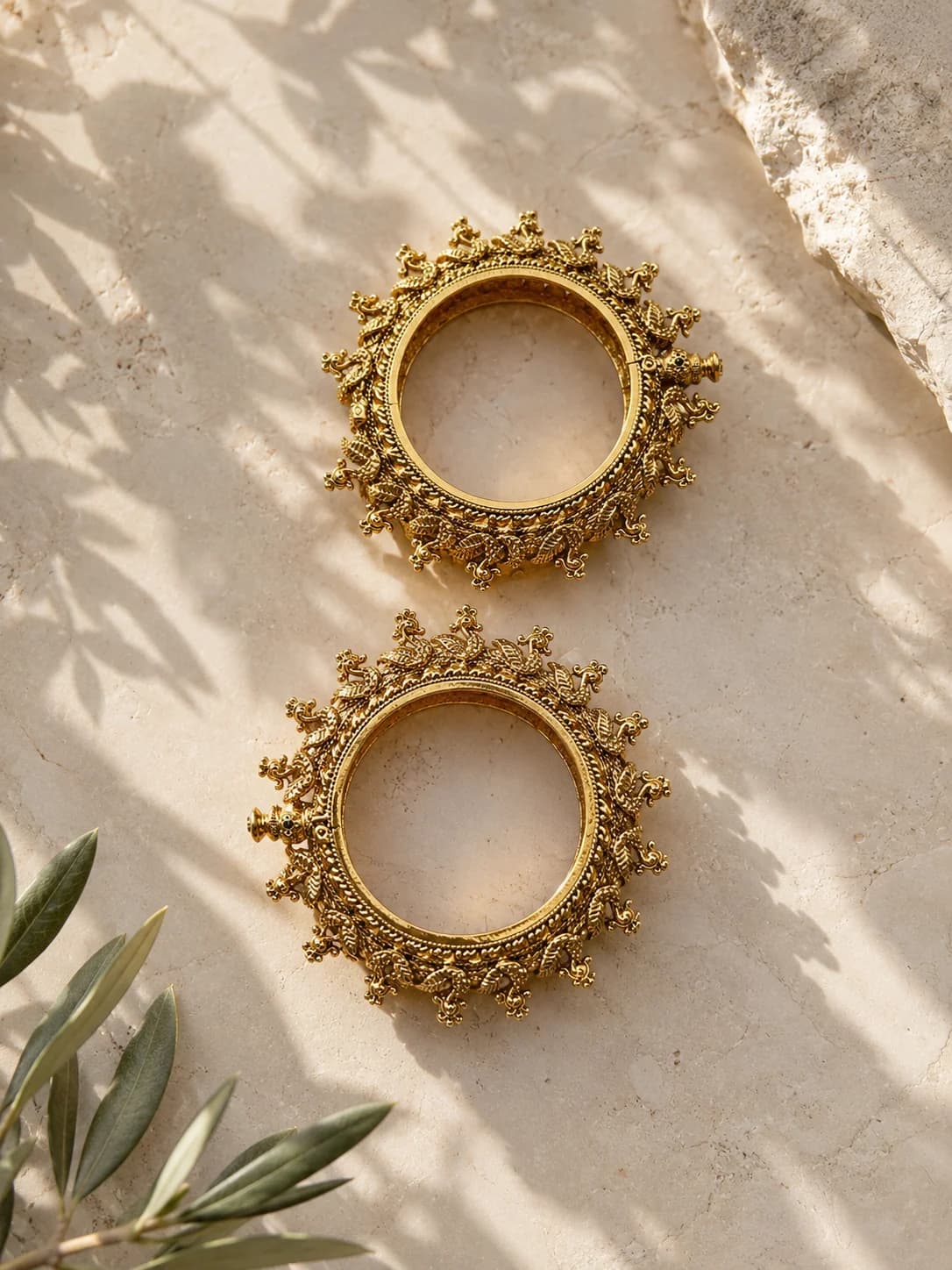 Minerwa Rajsi bangles