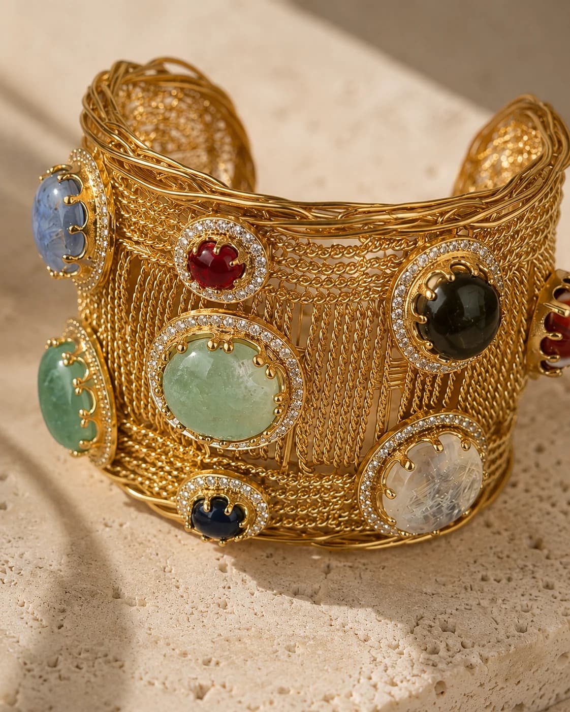 Reina Dorada Cuff